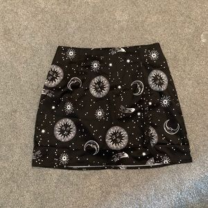 Black solar system skirt